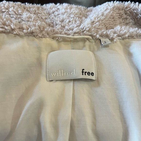 Aritzia Wilfred Free faux fur coat - Picture 7 of 8